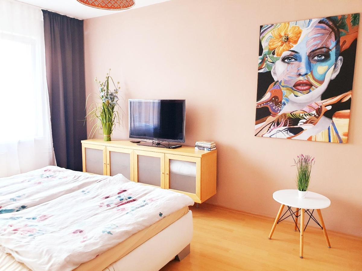 Apartman Terminal, Self Check-In 24 H, Free Parking بانْشكا بيشتريتْسا المظهر الخارجي الصورة